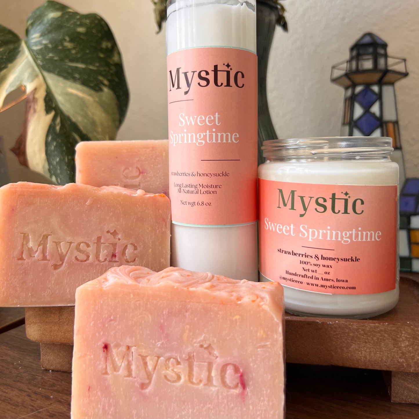Sweet Springtime Candle | strawberry & honeysuckle | eco friendly, sustainable, phthalate-free